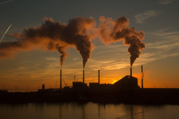 Adiós a las plantas de carbón en 2025